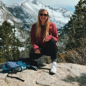 Meet your Posher, Abigail